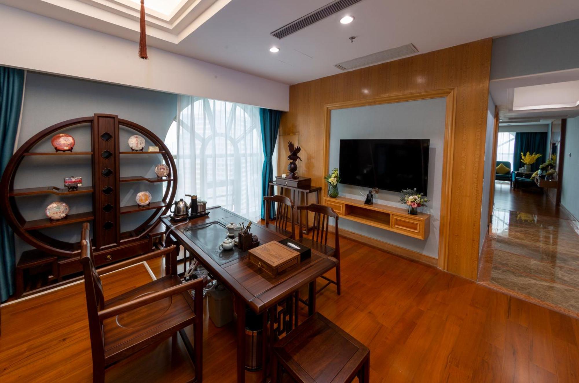 Gladden Hotel Jiangmen Exterior foto