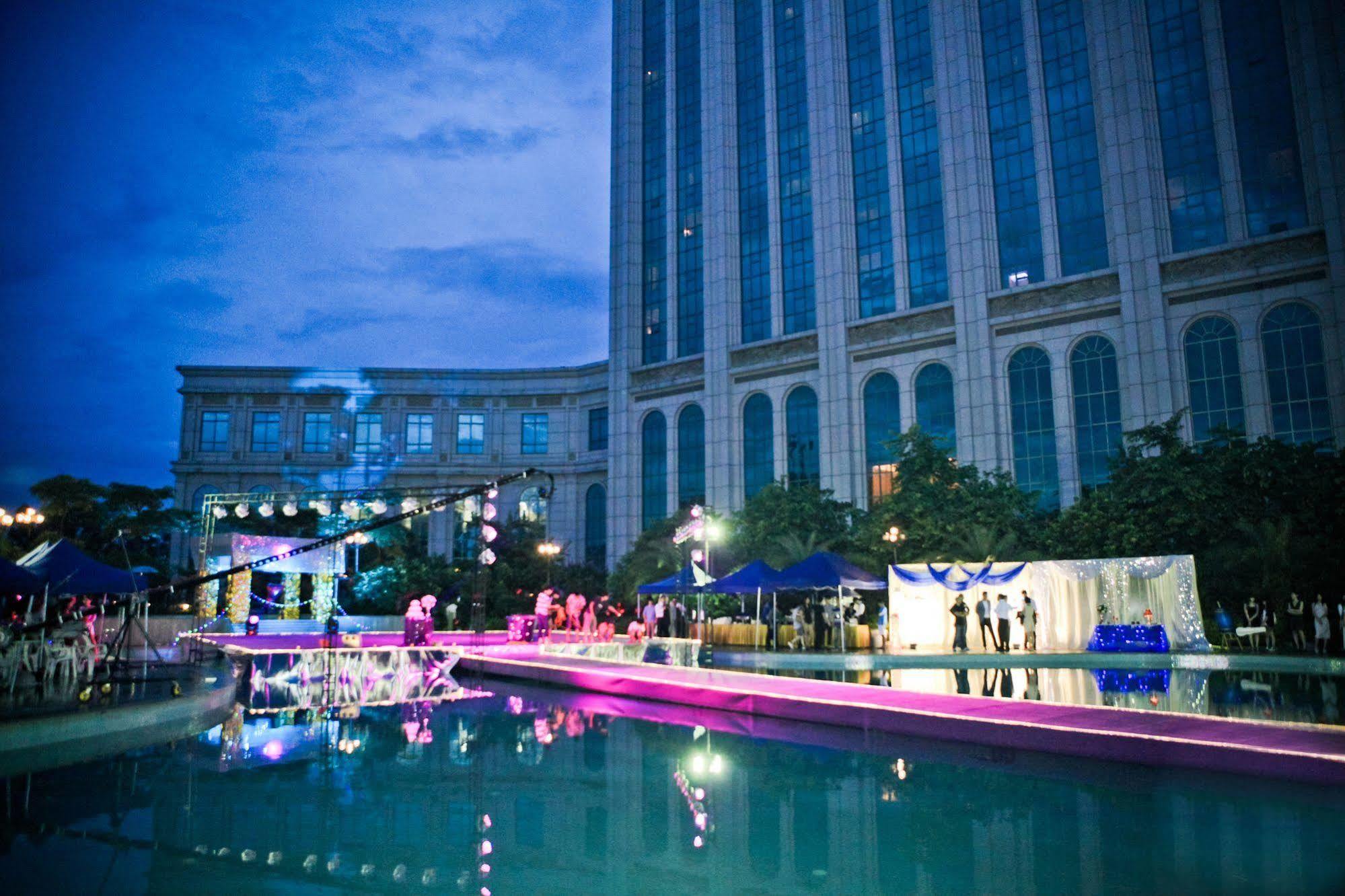 Gladden Hotel Jiangmen Exterior foto