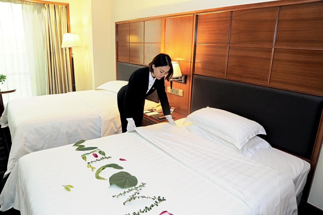 Gladden Hotel Jiangmen Exterior foto