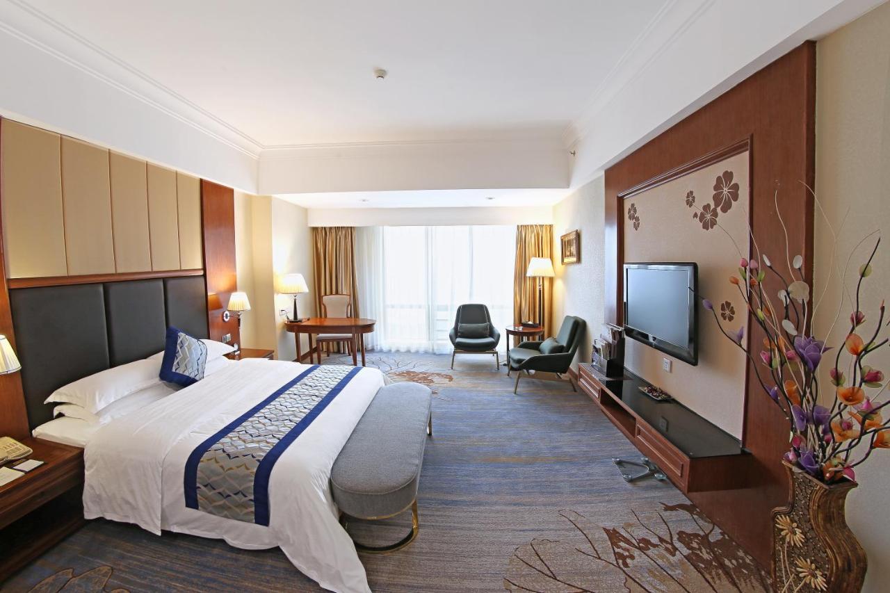 Gladden Hotel Jiangmen Exterior foto